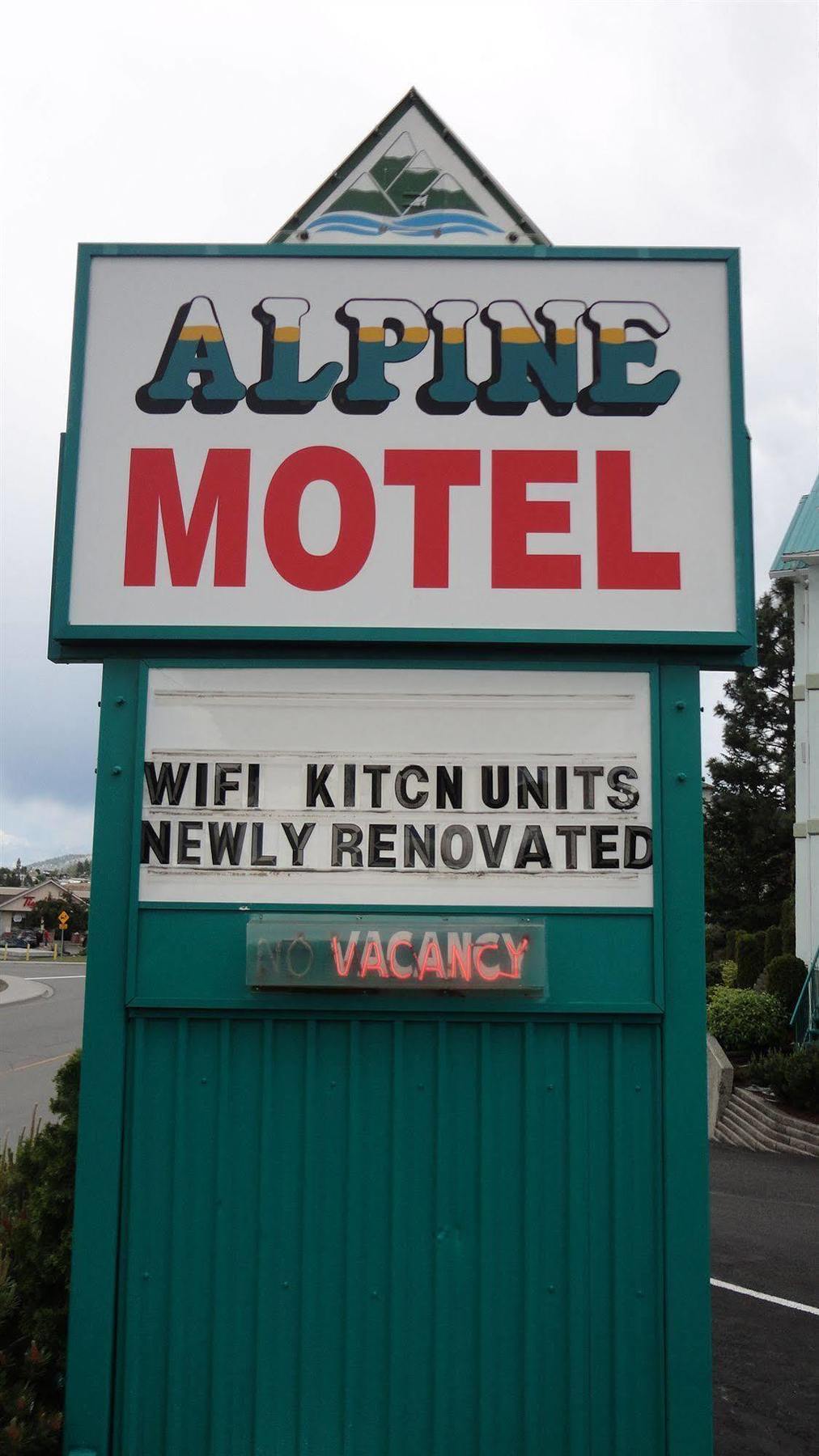 Alpine Motel Kamloops Bagian luar foto